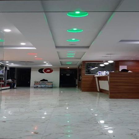 Hotel Sai SK Palace Shirdi Bagian luar foto